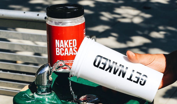 Ajoutez notre poudre de BCAA au citron vert aux boissons sportives ou aux jus de fruits. A consommer de préférence avant l'exercice, juste après une séance d'entraînement ou avant de se coucher.