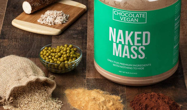 Ajoutez notre prise de masse végétalienne au double chocolat aux shakes protéinés et aux smoothie bowls. A utiliser de préférence entre les repas, après une séance d'entraînement ou avant de se coucher.