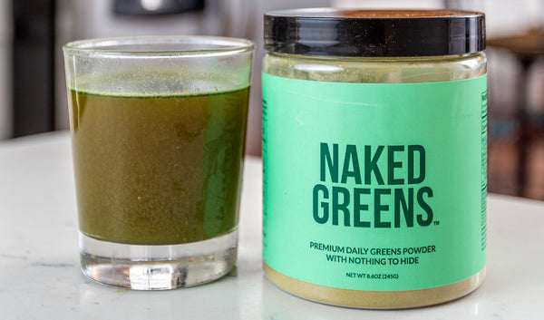 Ajoutez notre poudre de légumes verts aux smoothies et aux recettes de pâtisserie. Il est préférable de l'utiliser le matin, avant le déjeuner ou entre les repas.
