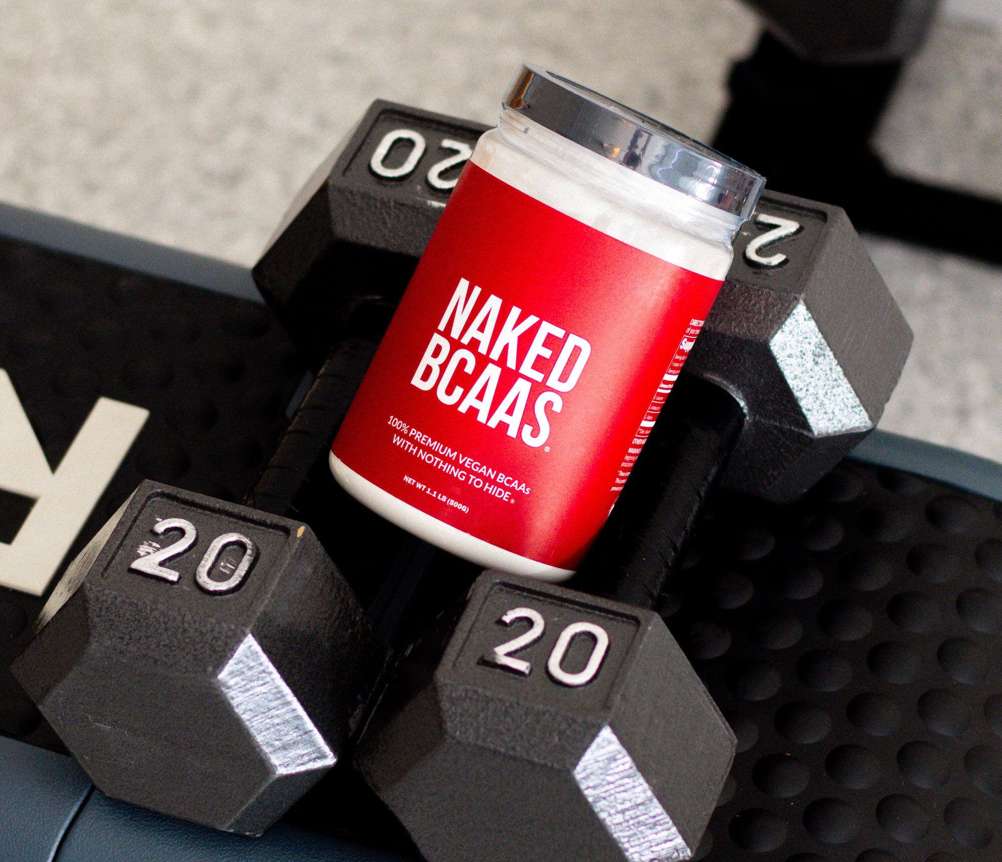 Use with Naked BCAAs or Naked Creatine for a sports drink that will sustain energy, improve performance, and reduce muscle soreness.