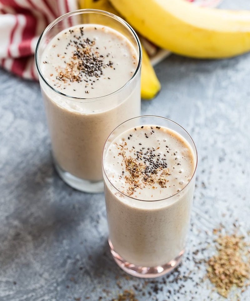 Batidos veganos de almendras y chía